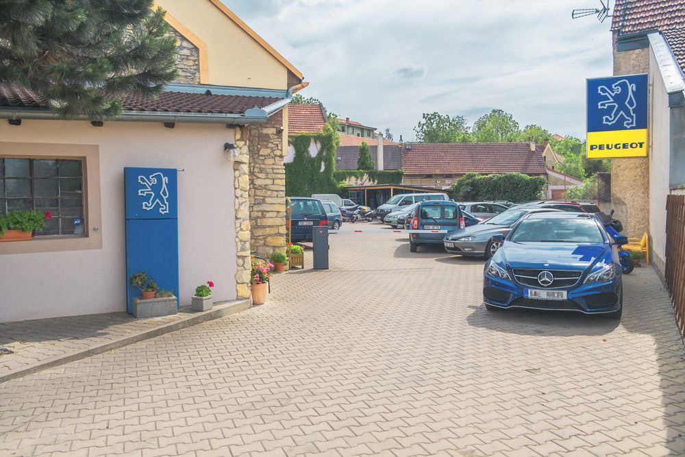 Budova autoservisu MSVA